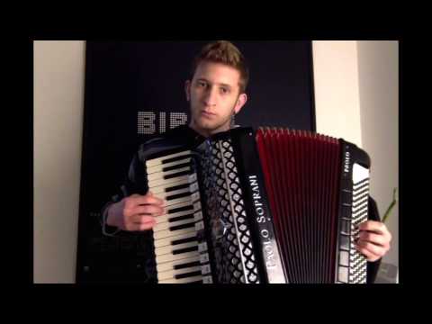 'S'vivon' (dreidel) in 4 Balkan styles on the accordion