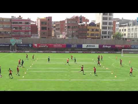 Profesor Lucas Ferreyra activación con orientación técnica