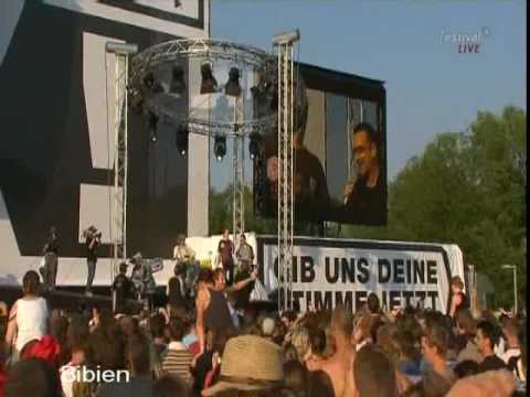 Bono, Bob, Youssou: Redemption Song - G8 concert