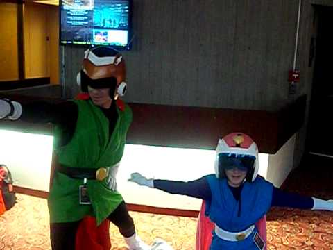 Saiyaman and Saiyawoman at Youmacon 2010