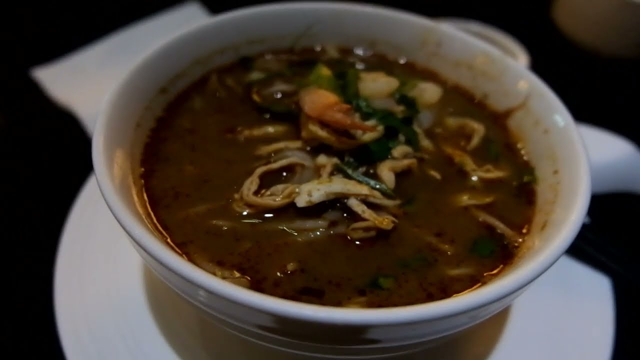 AirAsia Premium Red Lounge thumbnail