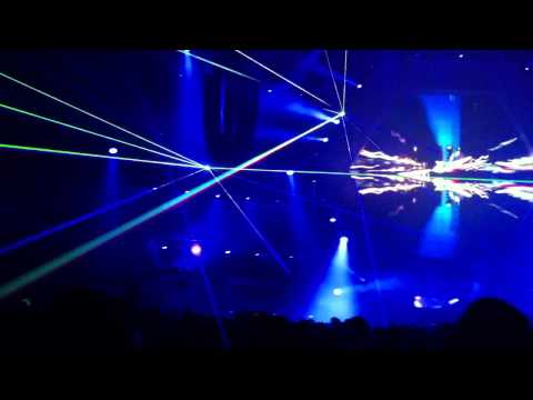 Transmission 2011: Above & Beyond plays Mike Koglin vs Genix -﻿ Dyno (HD)
