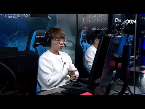 KT Pawn Azir impressive mechanics