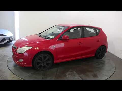 Hyundai i30 1.6 CRDi 115bhp Premium - TENDER 35 - Image 2