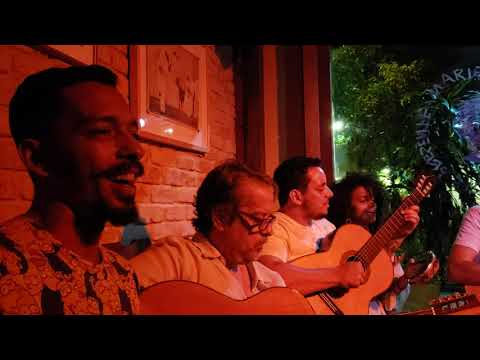 Júlio Estrela e o Samba da Gávea em E vamos à Luta de Gonzaguinha