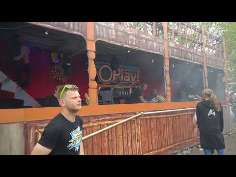 Defendor spinning Here We Go Again by Vanugenth The 5th @ Play! Festival 2022