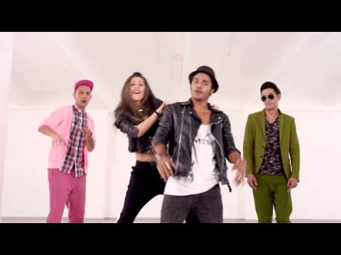 Абсолютни Животни & Михаела Филева - Дай Знак Пак (official video)