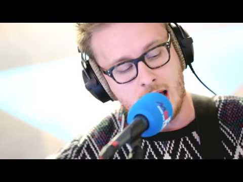 MNM: Sioen & Johannes Genard (School is Cool) - Honeybee