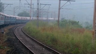 preview picture of video '100th UPLOAD!!.. A FOGGY JOURNEY THROUGH BHOR GHATS | ONBOARD #22105 INDRAYANI SF EXPRESS!!!.....'