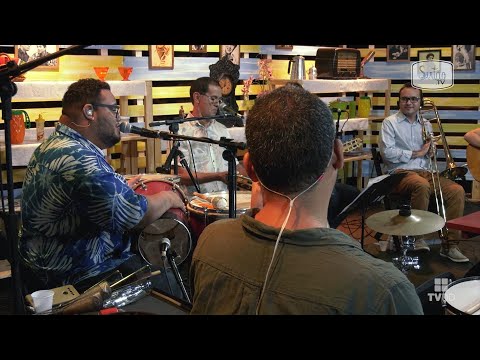 'Novo Endereço', de Sombrinha, Jorge Aragão e Jotabê, interpretada na Roda de Samba Brasil Encanto