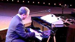 Gerald Wolfe piano solo (Because He Lives) 04-30-10