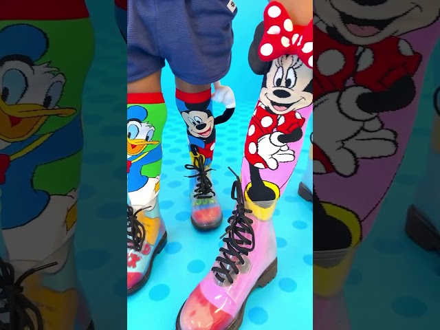 Vídeo relacionado con Madmia Looney Tunes Tweety & Bugs Socken Par de Calcetines, carbón, 6-99 para Niñas