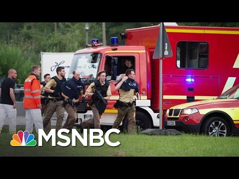 ЕКСКЛУЗИВНО: Вижте какво се случи в мола в Мюнхен