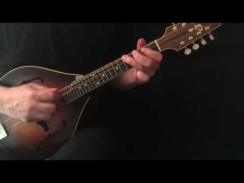 Tourdion (French renaissance song) - mandolin cover with tab & backing track