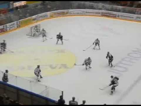 Kärppien ensimmäinen liigamaali nousun jälkeen (14.9.2000)