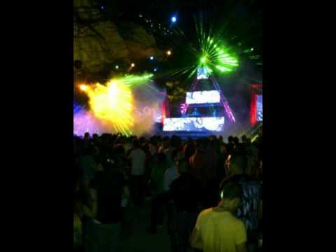 Loubscher and Identikal Vs Ralph Fridge - Angel Echoes (Sunglow Mashup)