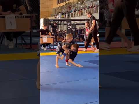 Tiny Russian Wrestlers are Cute but SAVAGE!