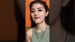 Download lagu cantik Ghea yubi alias DJ imut#shorts mp3 Download lagu cantik Ghea yubi alias DJ imut#shorts mp3
