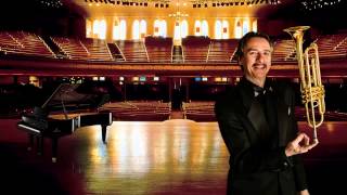 Allen Vizzutti , trompetista yamaha.