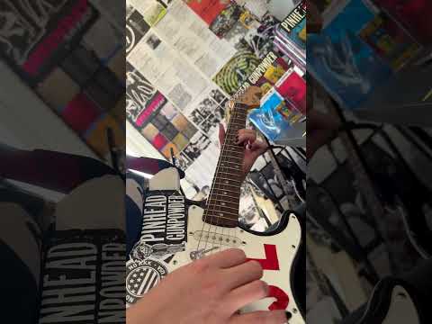 Hola Canada! - Pinhead Gunpowder