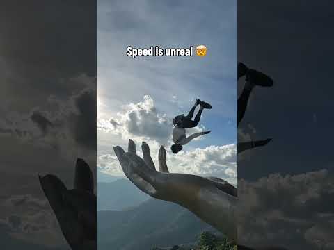 Speed is unreal 🤯 (via @IShowSpeed/TT)