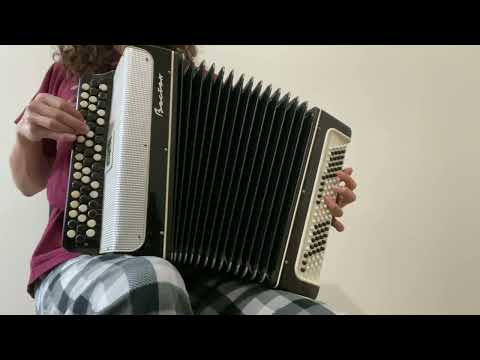 Eliza Lee / Accordion