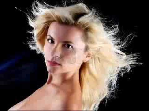 Ewa Farna   L A L K A