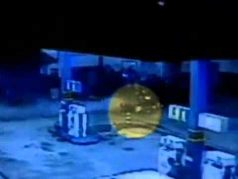 G1   Após ser atingido, motorista joga carro contra moto   notícias em São Paulo