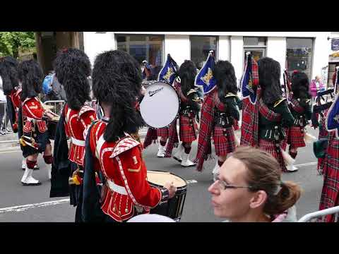 The Black Watch Parade the Royal Mile [4K/UHD]