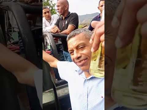 El Carrito de Barinas: Antonio José Aguilar cantando Aguas de Atamaica Barinas Barinas