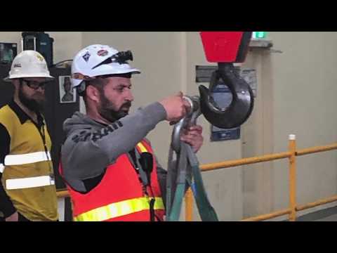 YouTube video about: What is dogging and rigging?