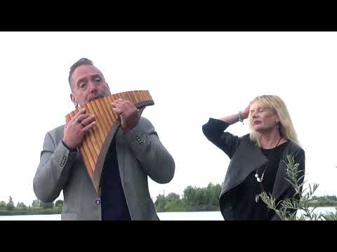 Andrea LYrika feat. J.K. du Dramont - MANCHMAL