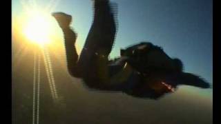 preview picture of video 'Ocana Sunset Skydive'