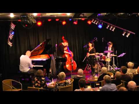 Peter Vuust Quartet feat. Veronica Mortensen - Live at "Portalen"