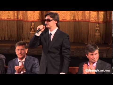 Sergei Filin returns to Bolshoi after acid attack