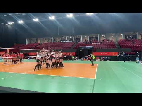 Bornse volleybalvrouwen pakken beker na historische 3-1 overwinning op VCN