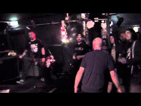 KINGTERROR live Holand Hengelo Club Innocent 2014 part 4