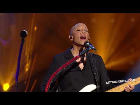 -M- / Gail Ann Dorsey "Life On Mars ?" (David Bowie) (extrait) (2022)