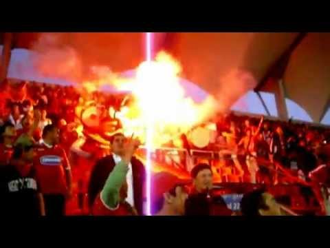 "Salida Los Rediablos.Ñublense-Palestino 2011." Barra: Los REDiablos &bull; Club: Ñublense