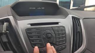 2016 Ford Transit 350 XLT radio not working