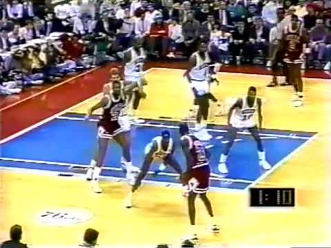 Michael Jordan 52 pts vs. 76ers - 1988
