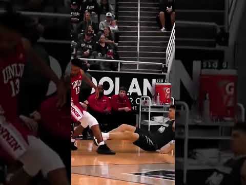 Bryce Hamilton DROPS Defender and HITS the Three 🤯🔥