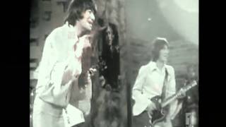 Bon Scott & Vince Lovegrove - The Valentines - Nick Nack Paddy Wack 12th July 1969 Hit Scene