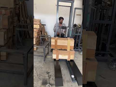 Hydraulic Pallet Stacker