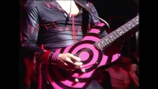 Twisted Sister The Kids Are Back BBC Top of the Pops 8-6-1983