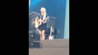 Miss Montreal - Top of the world