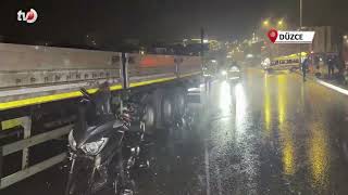 Park Halindeki Tıra Çarpan Motosiklet Sürücüsü Ağır Yaralandı