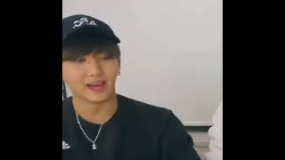 Download lagu Changbin forgot his part in 'Matryroshka' mp3 Download lagu Changbin forgot his part in 'Matryroshka' mp3