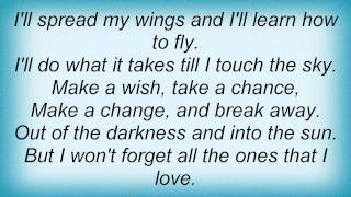 Avril Lavigne - Breakaway (Written For Kelly Clarkson) Lyrics_1