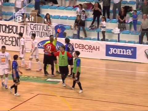 Calcio a 5: Acqua & Sapone - Luparense 4 - 4